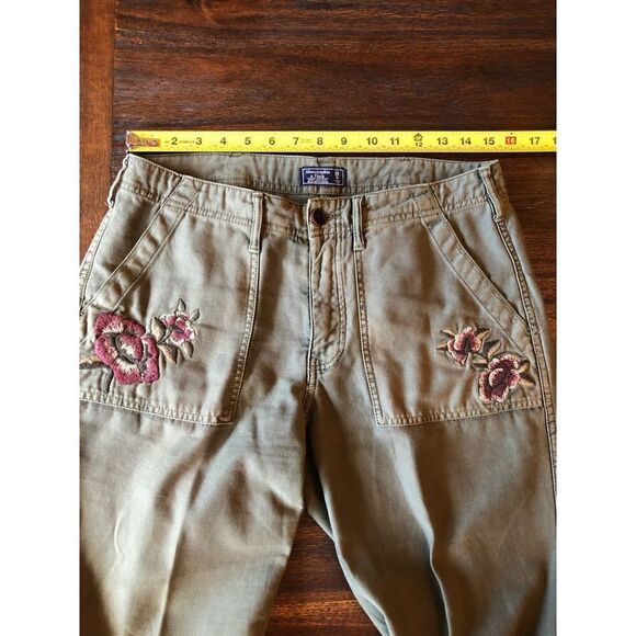 Abercrombie & Fitch olive green crop pant - Picture 4 of 7